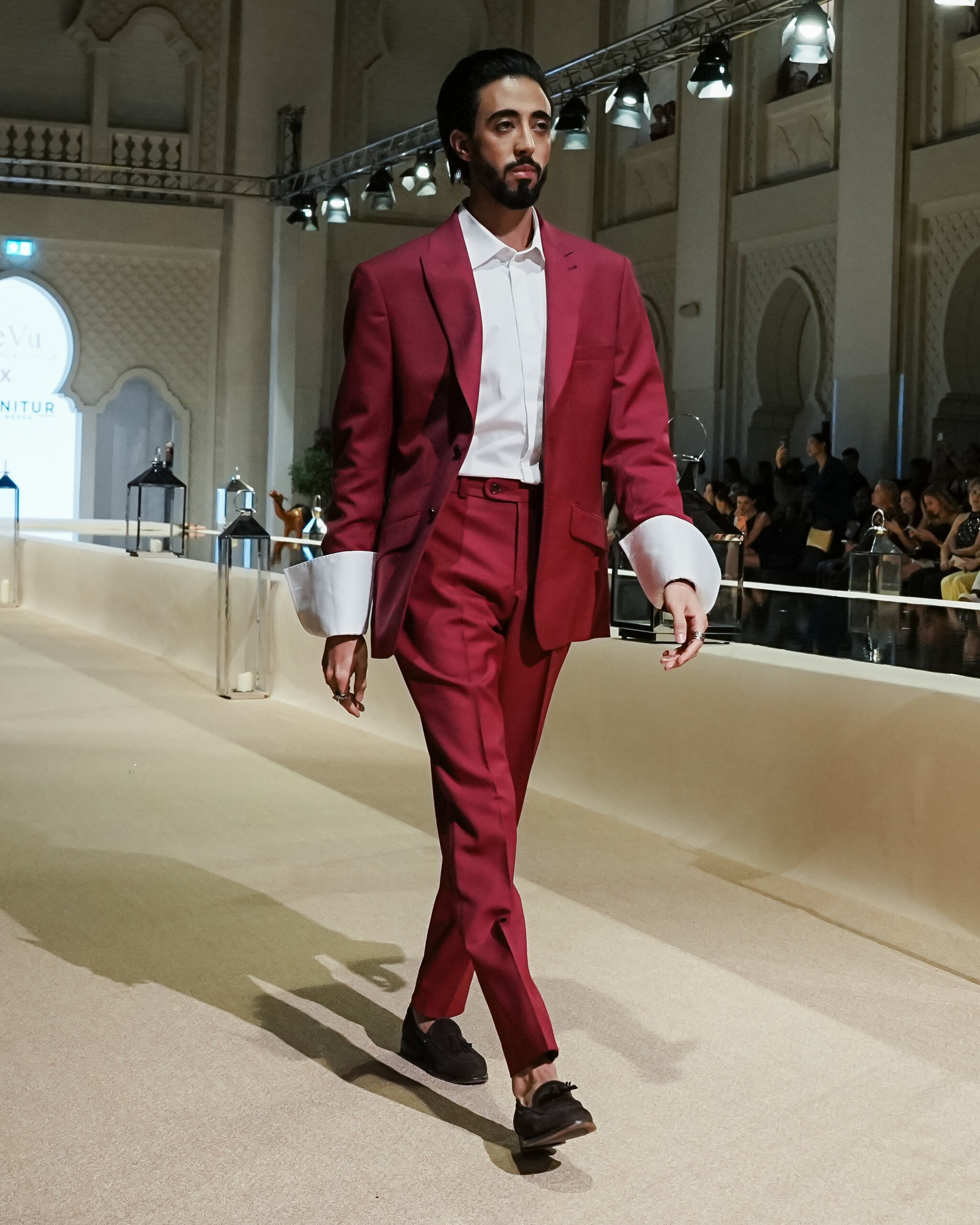 IGARNITUR | EMIRATES FASHION WEEK | SS26 - Photo 1